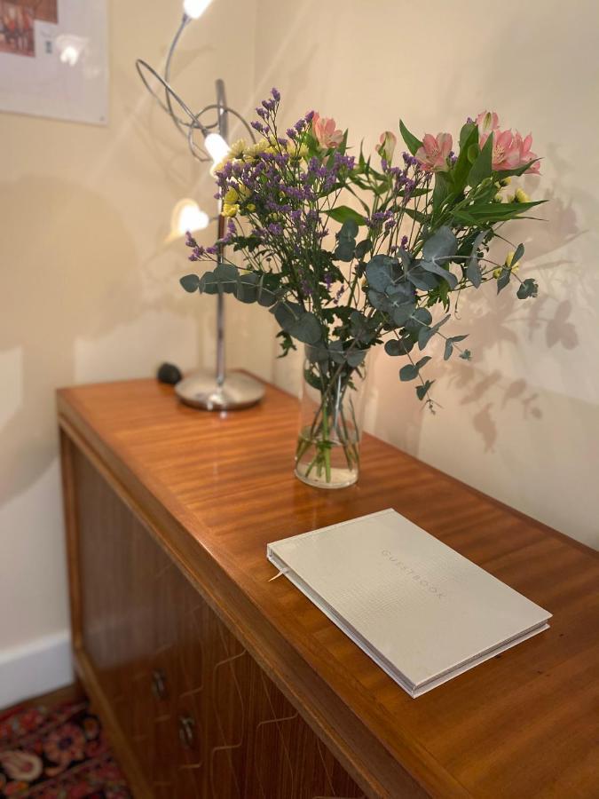 Villa Relaxing Townhouse In The Heart Of Bridport Esterno foto