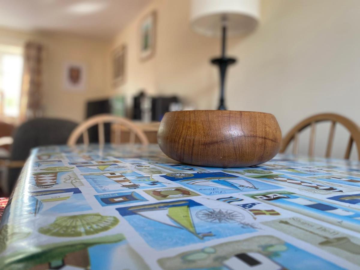 Villa Relaxing Townhouse In The Heart Of Bridport Esterno foto