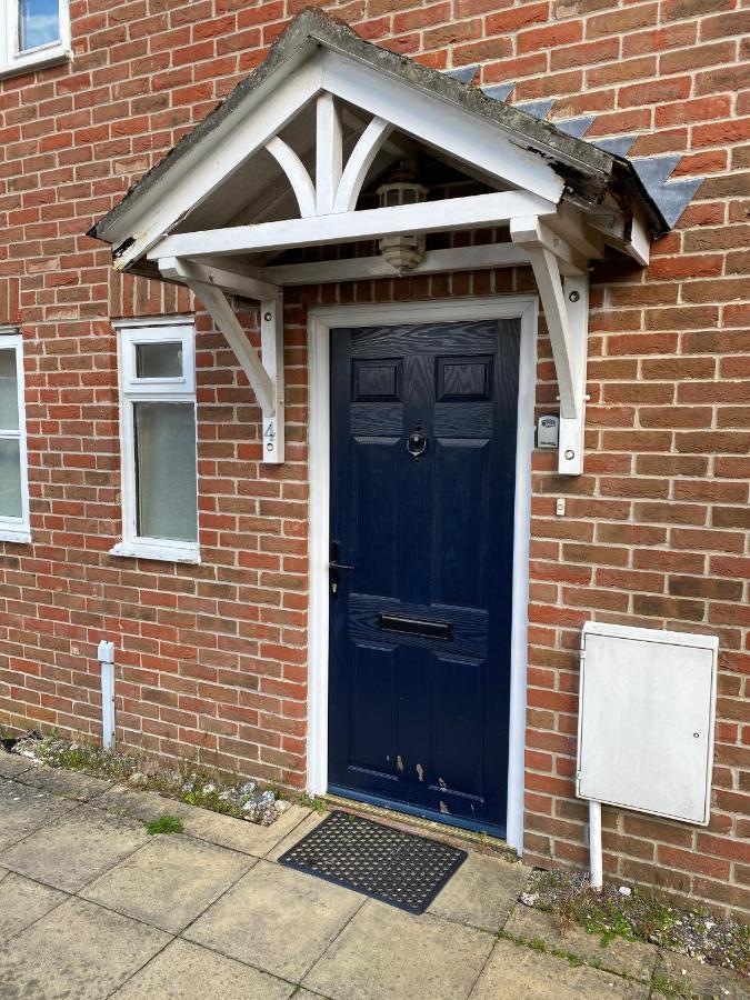 Villa Relaxing Townhouse In The Heart Of Bridport Esterno foto