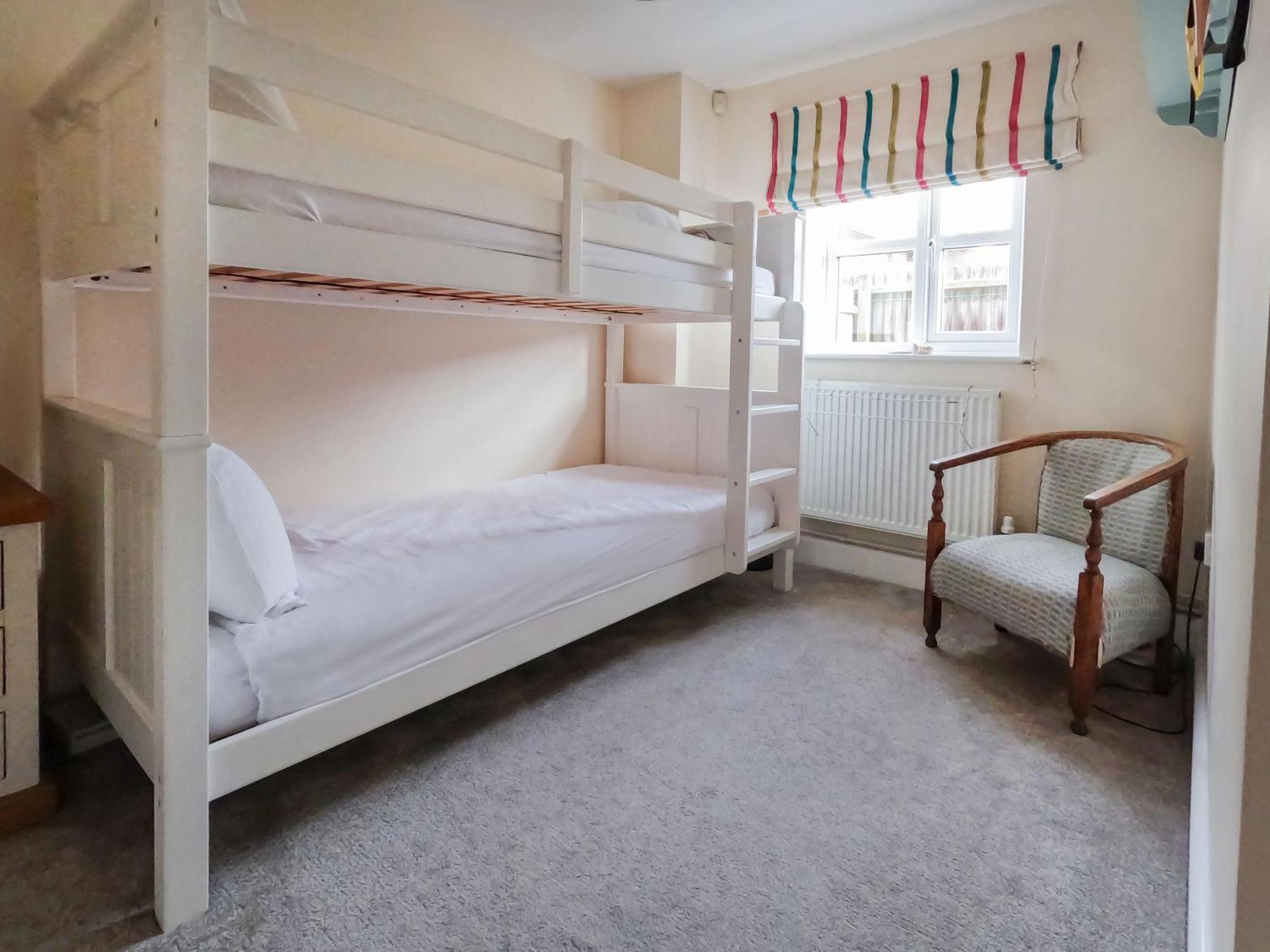 Villa Relaxing Townhouse In The Heart Of Bridport Esterno foto